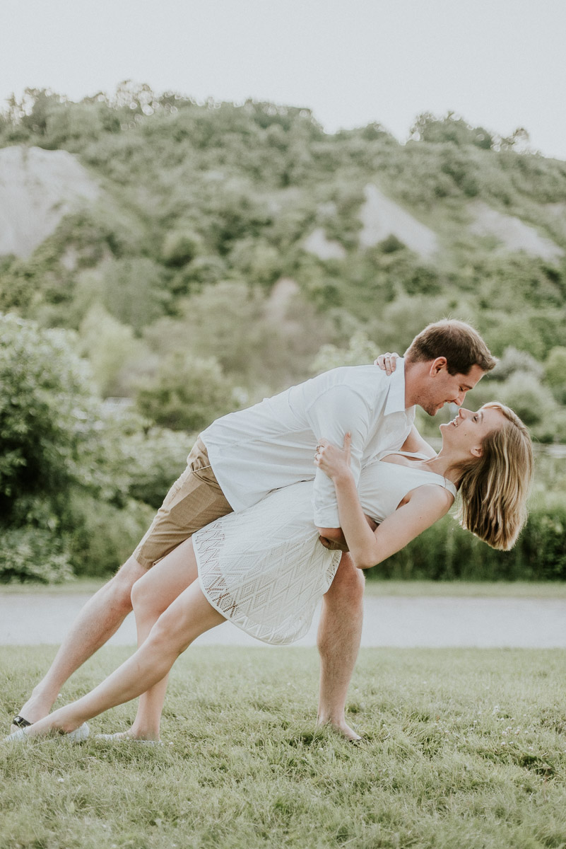 Where to take engagement photos Toronto at the Scarborough Bluffs