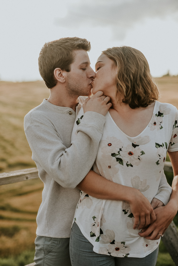 St jacobs engagement photography 