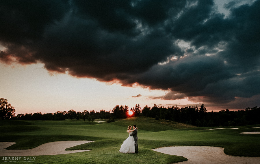 planning a whistle bear wedding ceremony, reception, photography locations, outdoor, indoor, whistle bear venue cost, pricing, packages, cambridge ontario